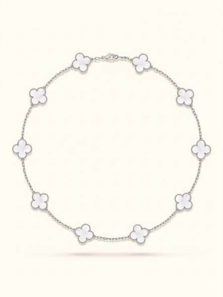 10 Motif Clover Nyaklánc